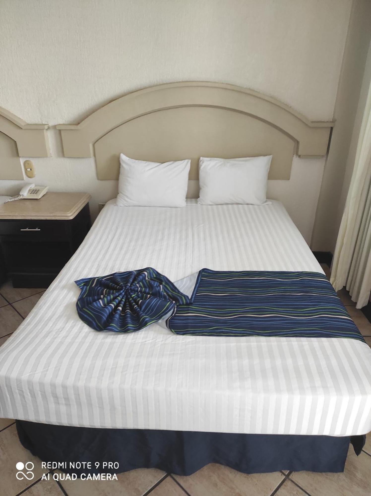Hotel Playa Marina Mazatlan Exterior photo
