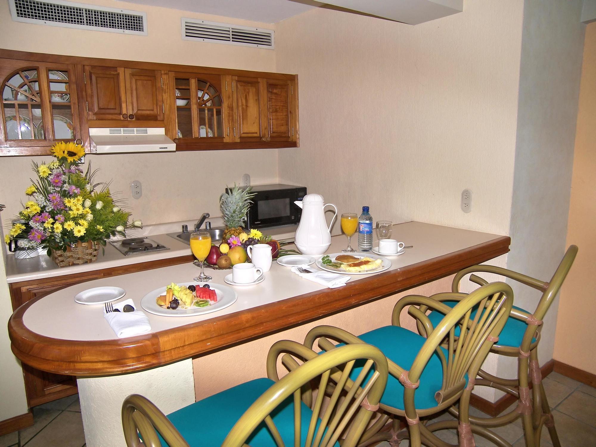 Hotel Playa Marina Mazatlan Exterior photo